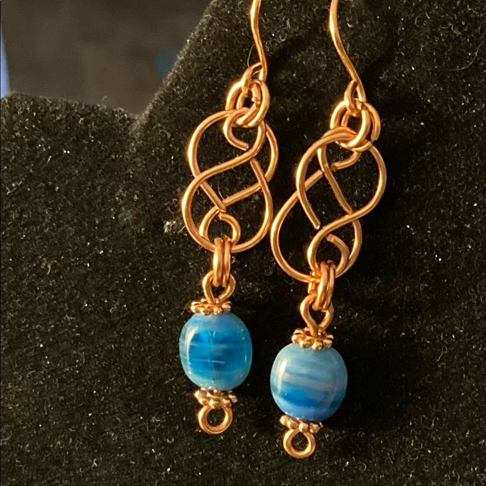 NWOT Celtic design Earrings